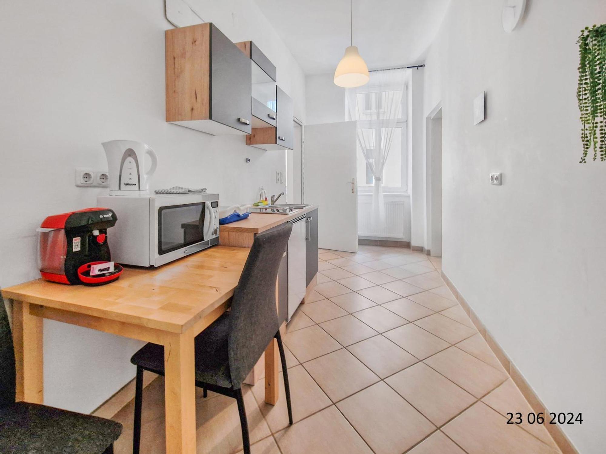 Elegant Three-Bedroom Suite Wien Ngoại thất bức ảnh