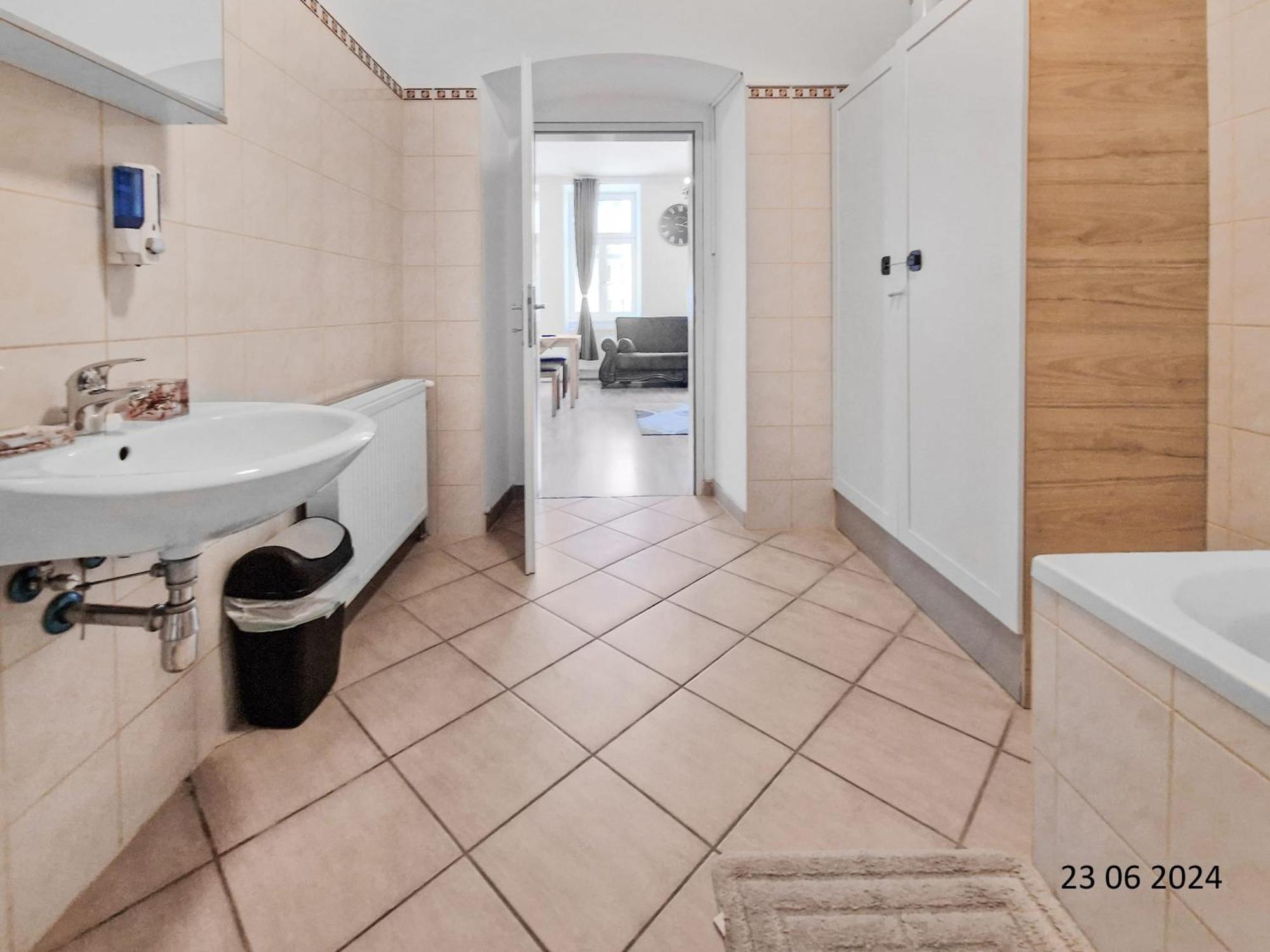 Elegant Three-Bedroom Suite Wien Ngoại thất bức ảnh