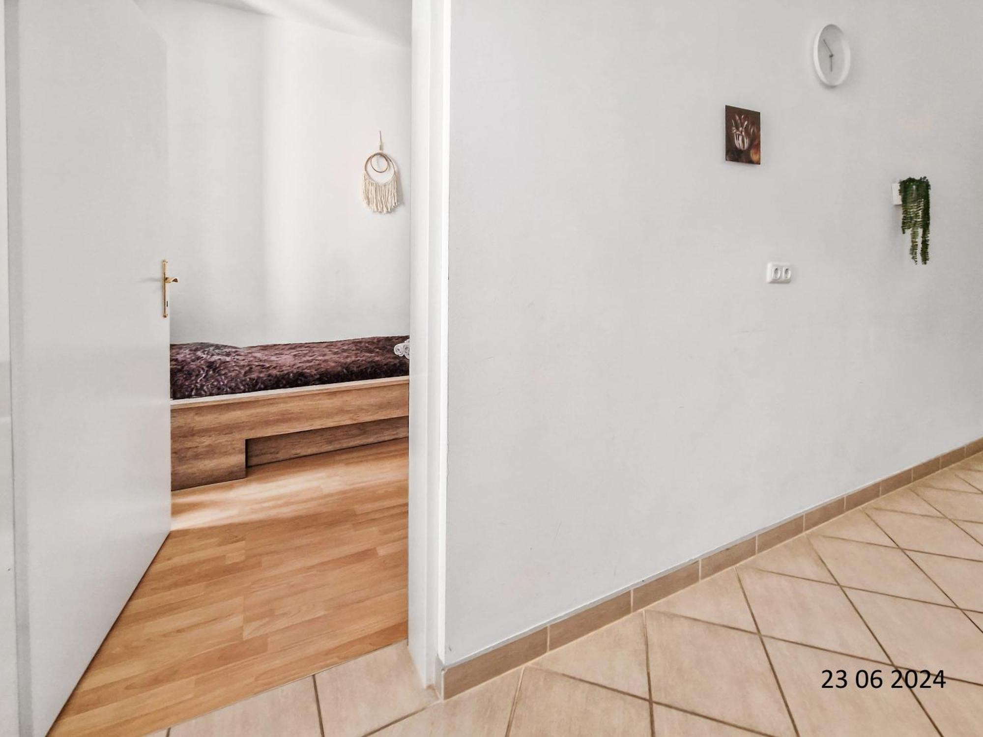Elegant Three-Bedroom Suite Wien Ngoại thất bức ảnh