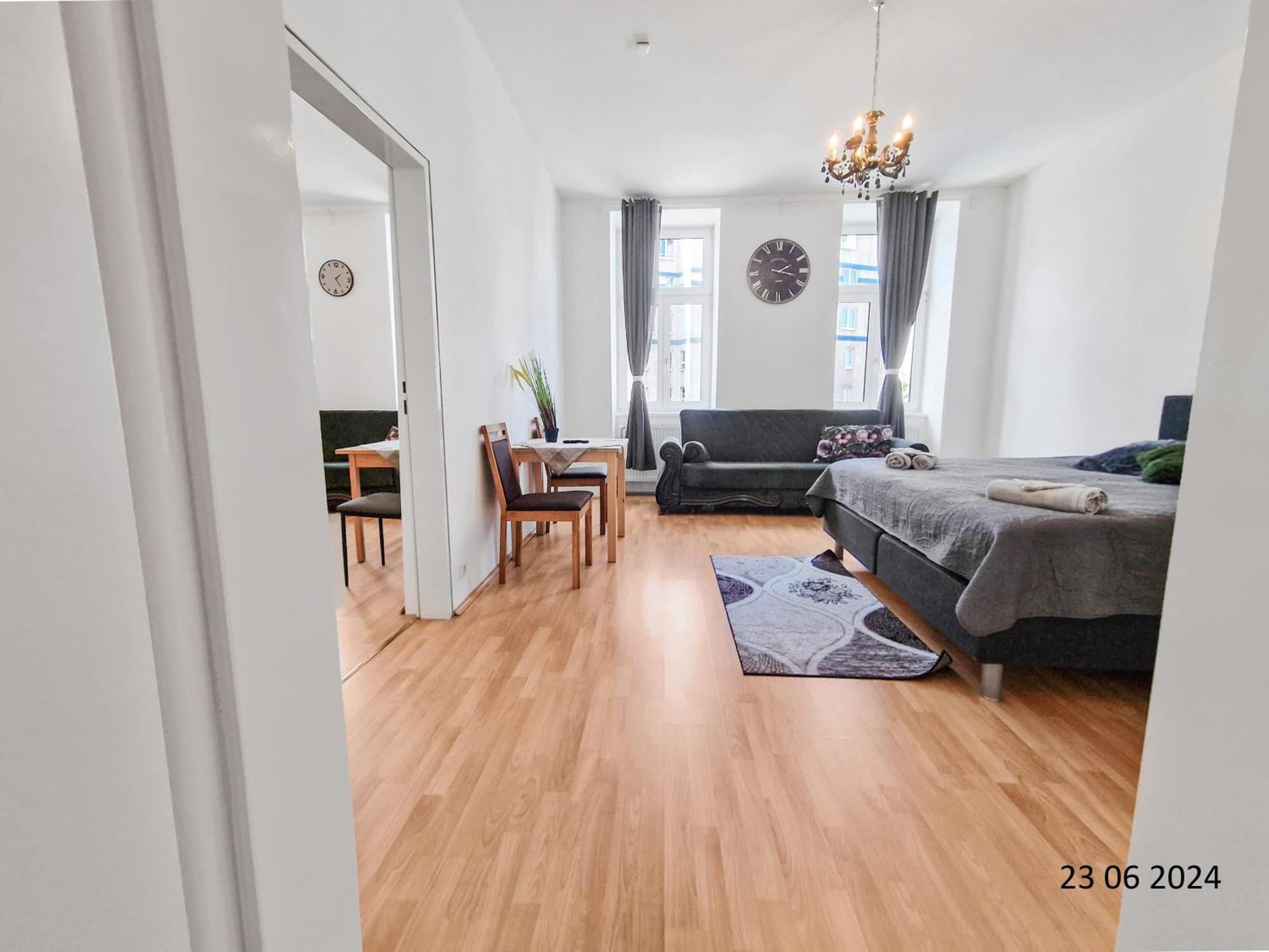 Elegant Three-Bedroom Suite Wien Ngoại thất bức ảnh
