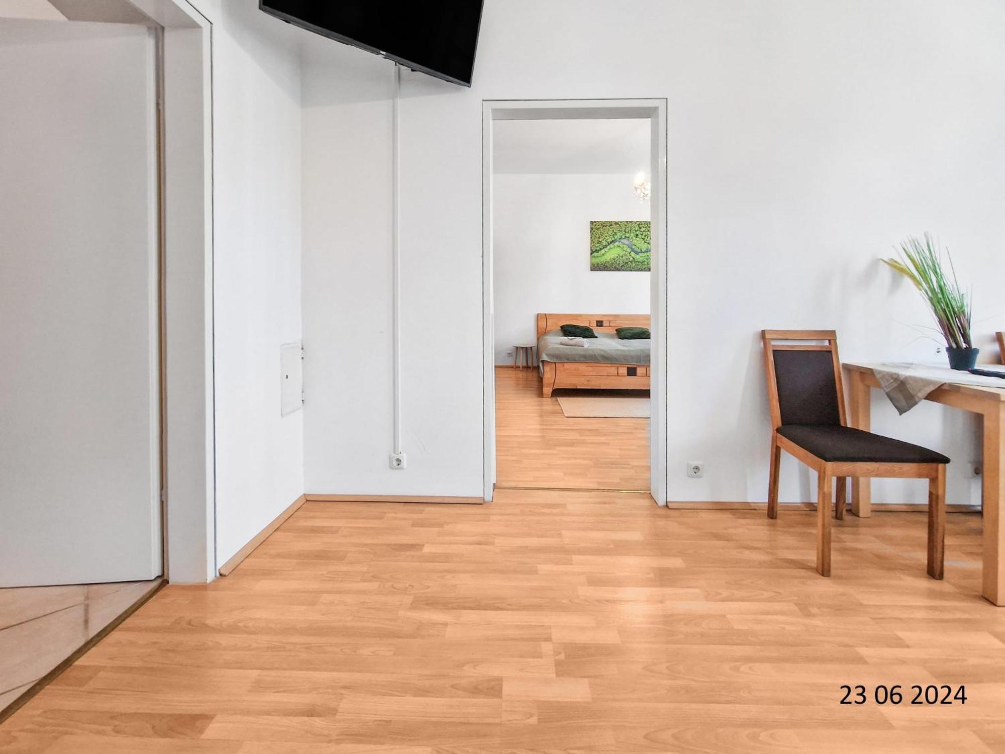 Elegant Three-Bedroom Suite Wien Ngoại thất bức ảnh