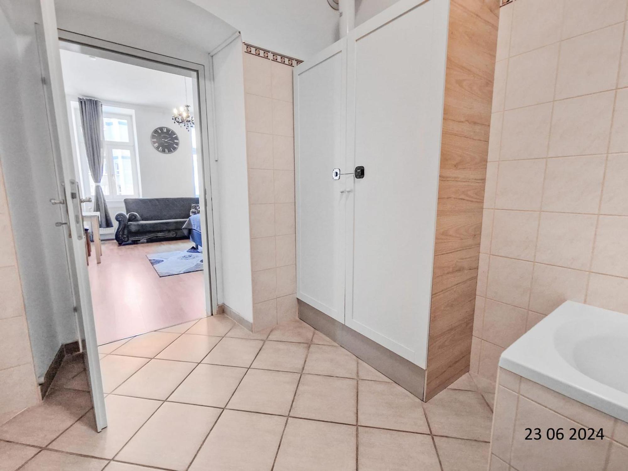 Elegant Three-Bedroom Suite Wien Ngoại thất bức ảnh