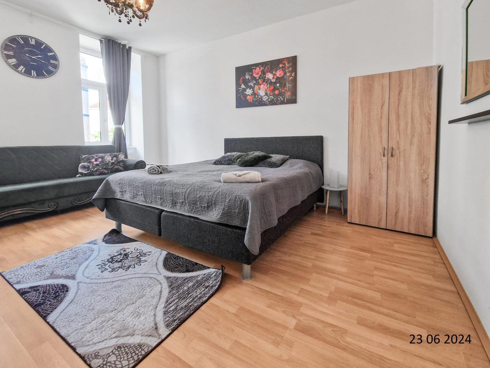 Elegant Three-Bedroom Suite Wien Ngoại thất bức ảnh